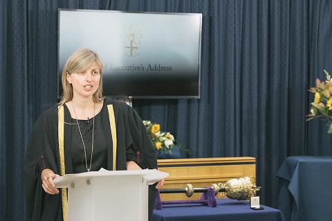 RCVS CEO Lizzie Lockett at Royal College Day 2021
