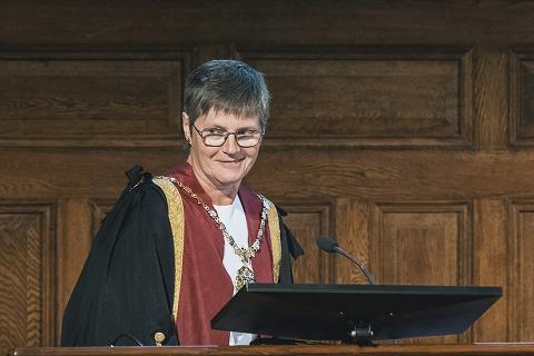 Dr Sue Paterson giving her inaugural address as RCVS President 2023-24 at Royal College Day 2023 