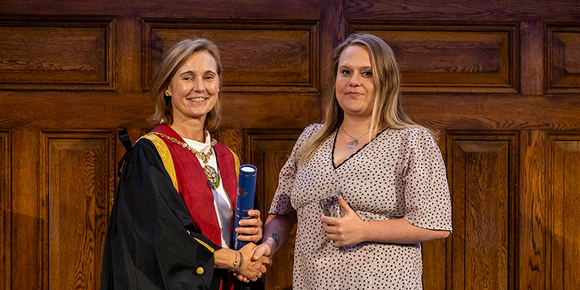 Linda Belton presenting the 2025 Inspiration Award