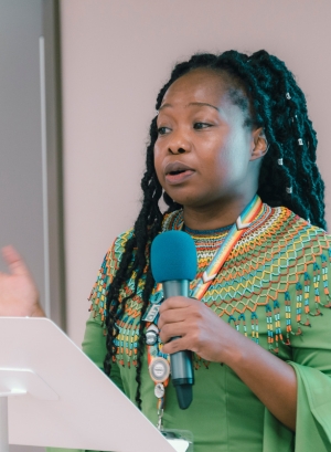 Dr Tshidi Gardiner speaking at the RCVS Diversity and Inclusion networking event