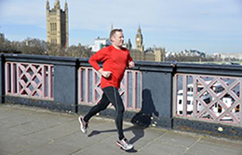 Stuart Reid, RCVS President, running London Marathon