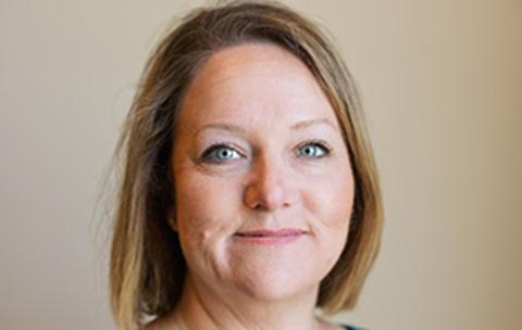 Head and shoulders image of Belinda Andrews-Jones
